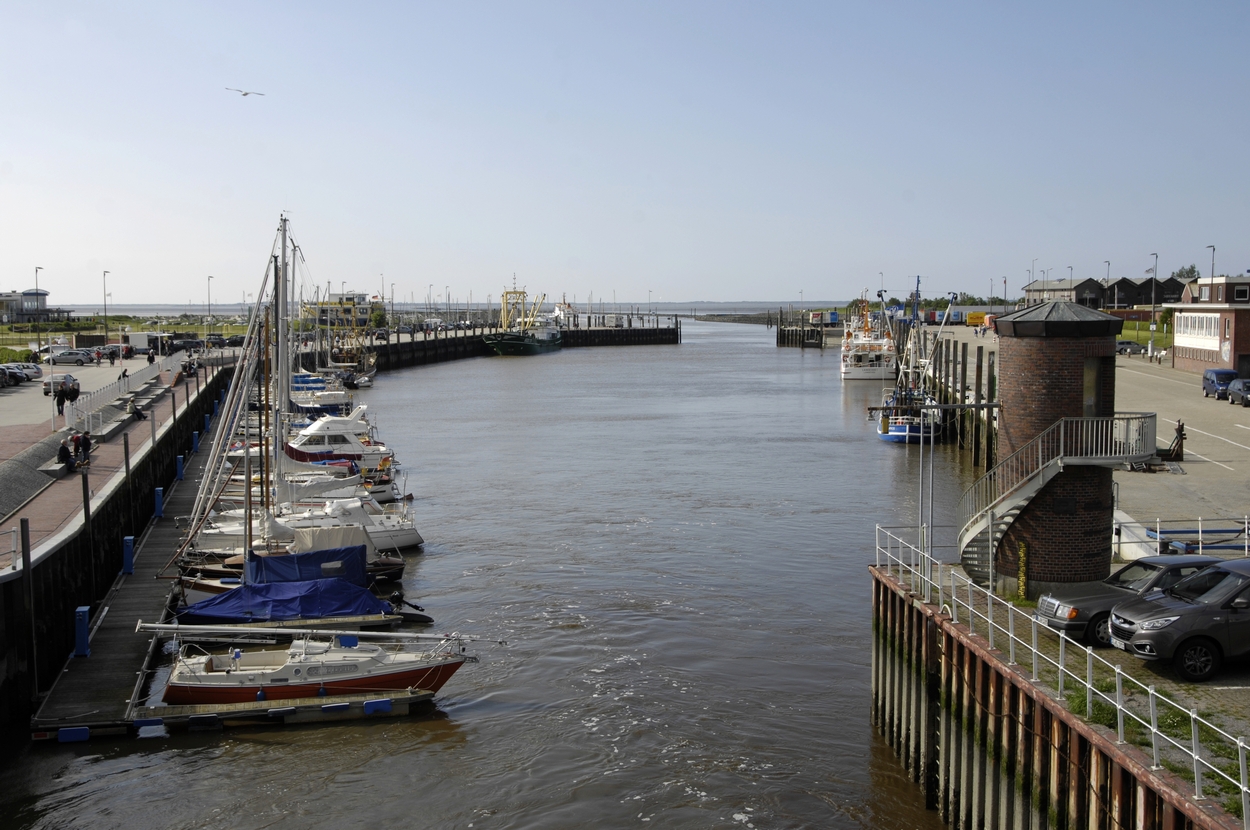 Bensersiel, Hafen