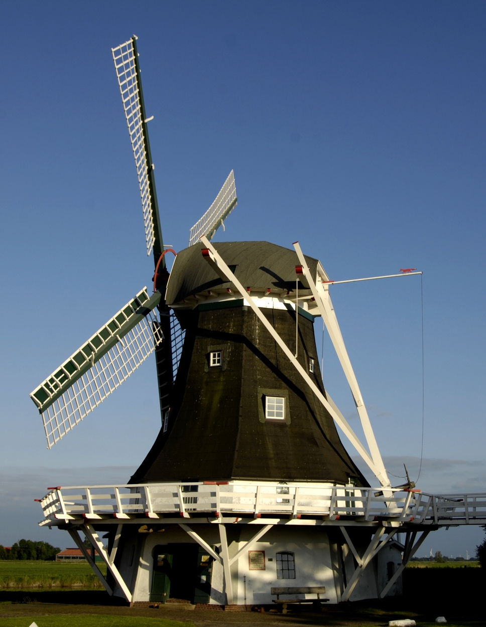 Seriemer Windmhle (Neuharlingersiel)