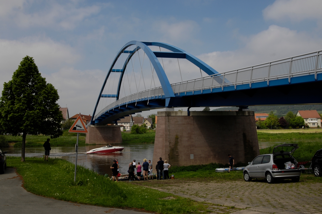 Hehlen, unter der Brcke