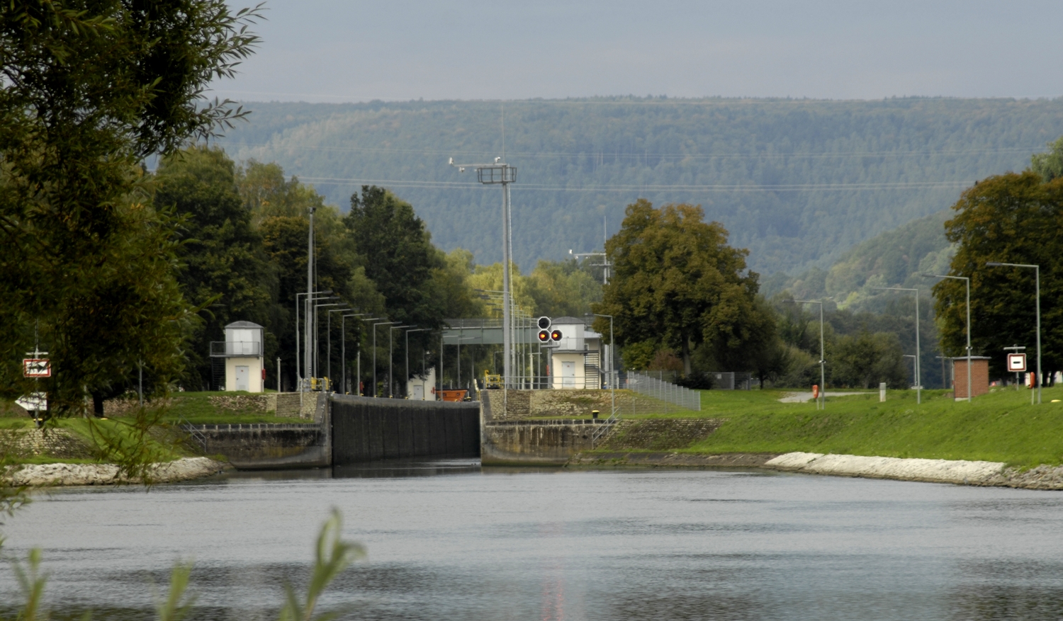 Main, Staustufe
